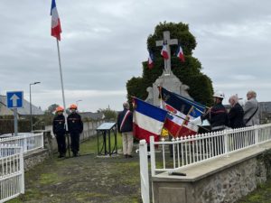 Châteauneuf-sur-Sarthe - cérémonie commémorative 2024 du 11 novembre - Les Hauts-d Anjou